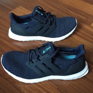 Adidas ultraboost Sneaker *SOLD*